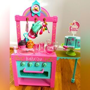 American Girl Wellie Wishers Birthday Cupcake Kitchen